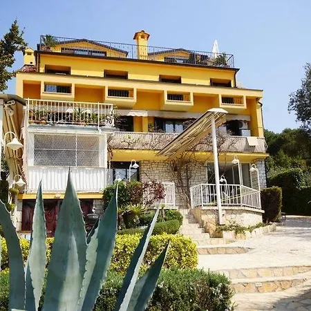 In With Sea View, Balcony, Air Conditioning, W-lan 81-4 Guest house Rovinj